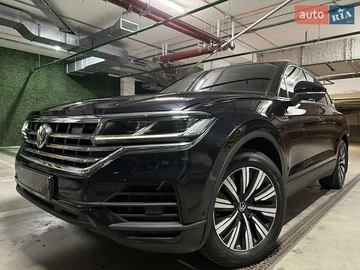 Авто Volkswagen Touareg 2020 № 8424194
