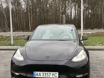 Авто Tesla Model Y 2023 № 8424283