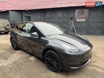 Авто Tesla Model Y 2024 № 8424287