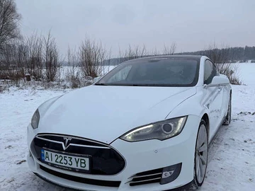 Авто Tesla Model S 2014 № 8424440