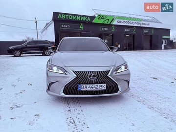 Авто Lexus Es 2018 № 8424499