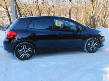 Авто Toyota Auris 2007 № 8424601
