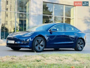 Авто Tesla Model 3 2019 № 8424753