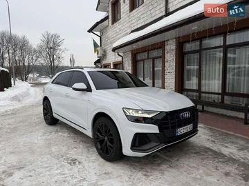 Авто Audi Q8 2023 № 8424881
