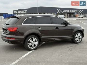Авто Audi Q7 2010 № 8425183