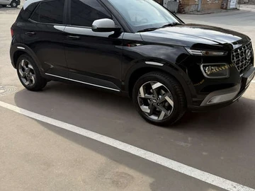 Авто Hyundai Venue 2021 № 8425221