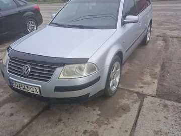 Авто Volkswagen Passat 2001 № 8425450