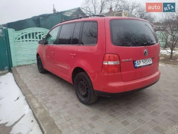 Авто Volkswagen Touran 2005 № 8425477