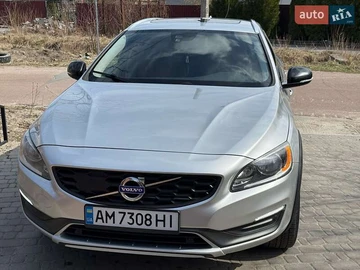 Авто Volvo V60 2015 № 8425753