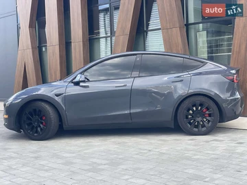 Авто Tesla Model Y 2020 № 8425811