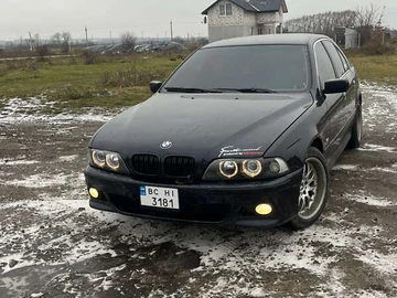 Авто BMW 5 Series 1999 № 8426070
