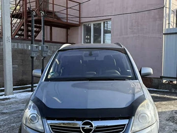 Авто Opel Zafira 2010 № 8426118