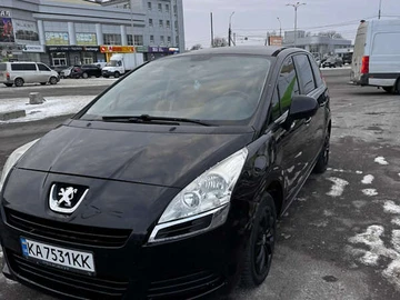 Авто Peugeot 5008 2010 № 8426126