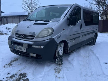 Авто Opel Vivaro 2004 № 8426136