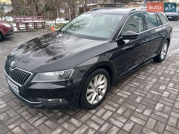 Авто Skoda Superb 2018 № 8426396