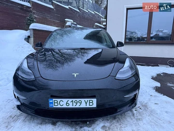 Авто Tesla Model 3 2021 № 8426414