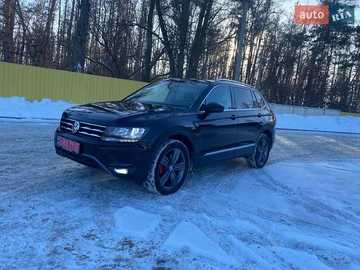 Авто Volkswagen Tiguan 2021 № 8426433