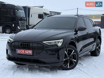 Авто Audi E-Tron 2020 № 8426436