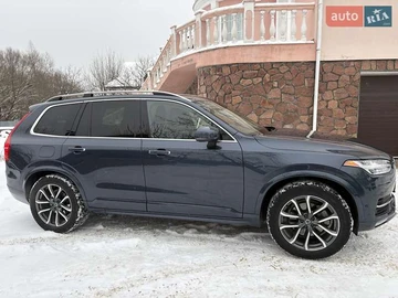 Авто Volvo Xc90 2019 № 8426451