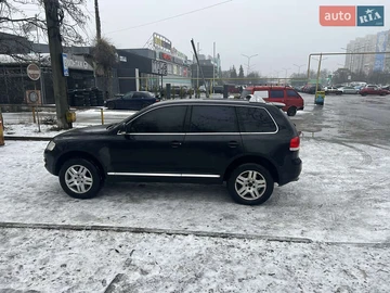 Авто Volkswagen Touareg 2007 № 8426897