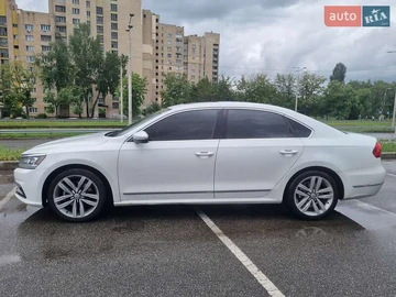 Авто Volkswagen Passat 2016 № 8427061