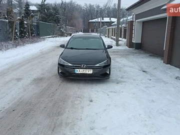 Авто Hyundai Elantra 2020 № 8427078