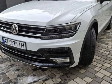 Авто Volkswagen Tiguan 2017 № 8427264