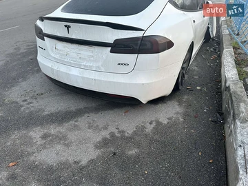 Авто Tesla Model S 2018 № 8427765