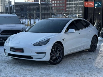 Авто Tesla Model 3 2019 № 8427802