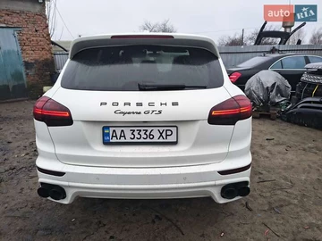 Авто Porsche Cayenne 2010 № 8427815