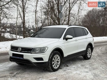 Авто Volkswagen Tiguan 2018 № 8427869
