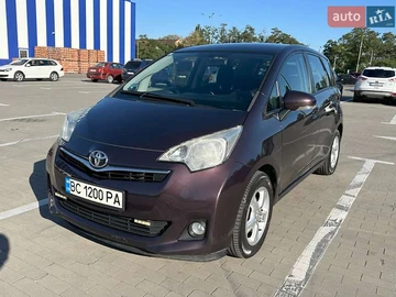 Авто Toyota Verso-S 2011 № 8427996