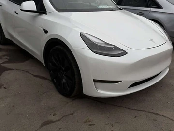 Авто Tesla Model Y 2021 № 8428075