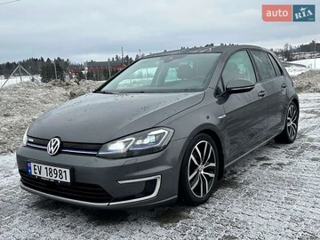 Авто Volkswagen E-Golf 2018 № 8428353