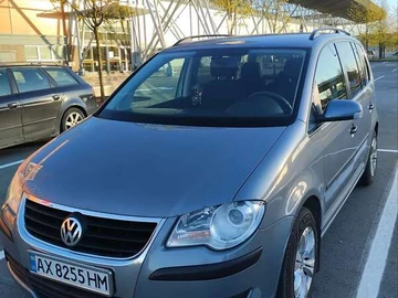 Авто Volkswagen Touran 2008 № 8428571