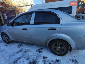 Авто Chevrolet Aveo 2011 № 8428805