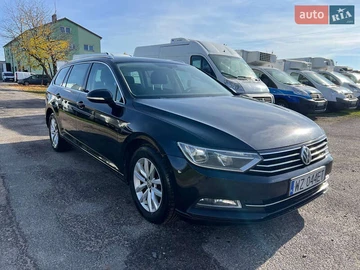 Авто Volkswagen Passat 2017 № 8429026