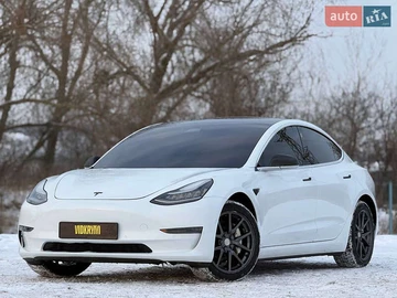 Авто Tesla Model 3 2019 № 8429041