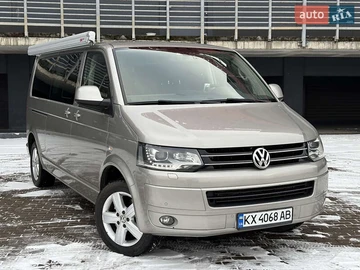 Авто Volkswagen Multivan 2015 № 8429121