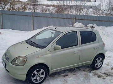 Авто Toyota Yaris 2001 № 8429150