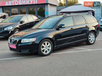 Авто Volvo V50 2010 № 8429358