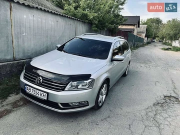 Авто Volkswagen Passat 2012 № 8429410