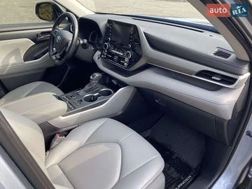 Авто Toyota Highlander 2020 № 8429626