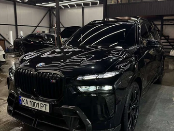 Авто BMW X7 2023 № 8429644