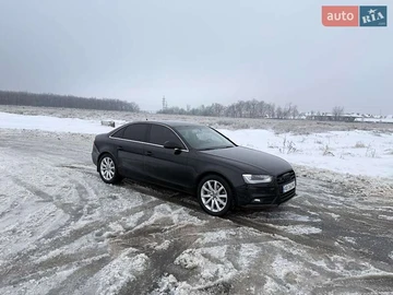 Авто Audi A4 2013 № 8429938
