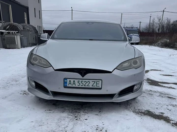 Авто Tesla Model S 2015 № 8429974