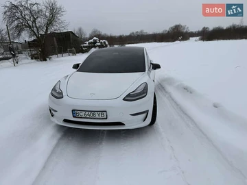 Авто Tesla Model 3 2019 № 8430004