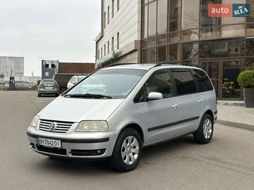 Авто Volkswagen Sharan 2002 № 8430370