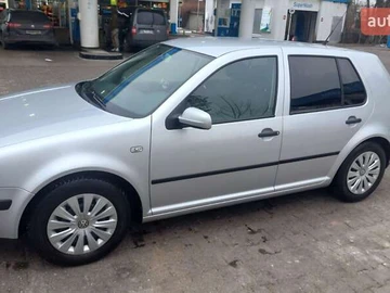 Авто Volkswagen Golf 2001 № 8430373