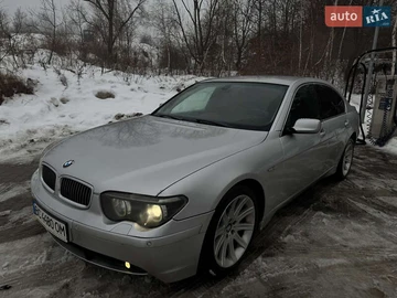 Авто BMW 7 Series 2002 № 8430391